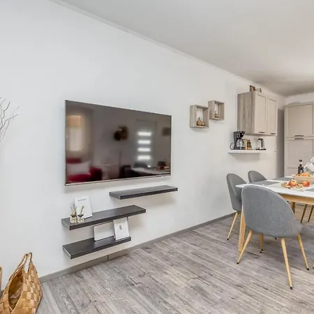House Krase With Private Pool Holiday home Smoljanci