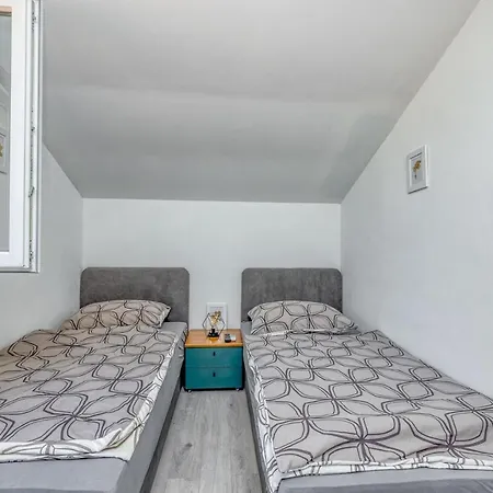 House Krase With Private Pool * Smoljanci