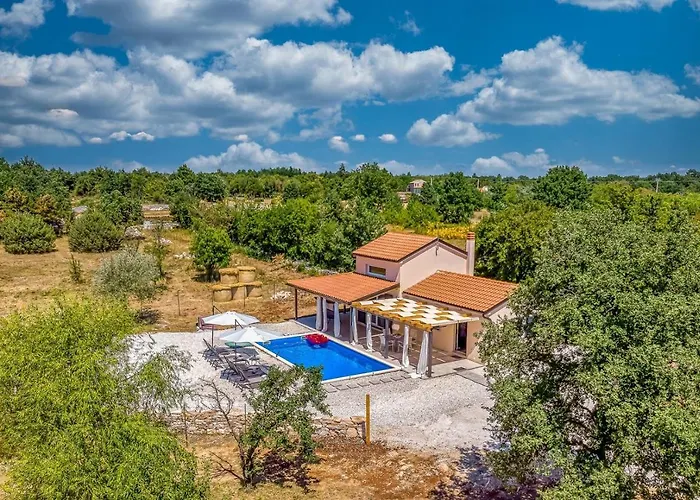 House Krase With Private Pool Σπίτι διακοπών Smoljanci