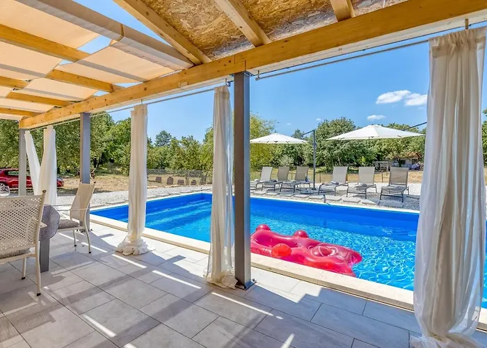 House Krase With Private Pool *