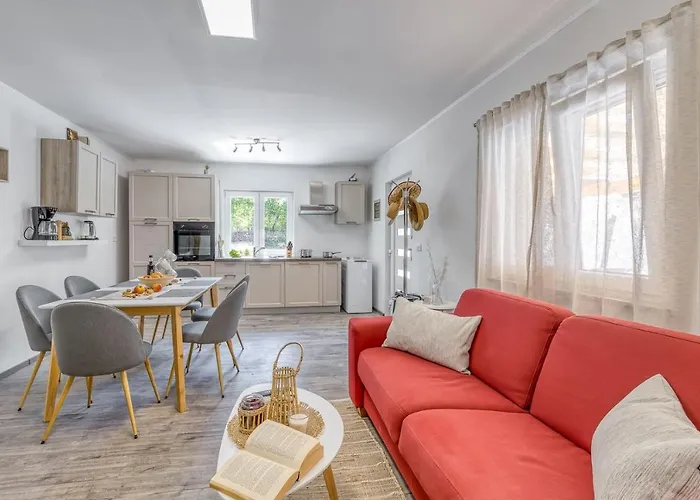 House Krase With Private Pool * Smoljanci