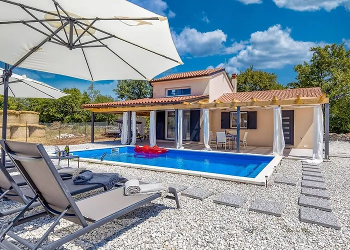 Σπίτι διακοπών House Krase With Private Pool Smoljanci