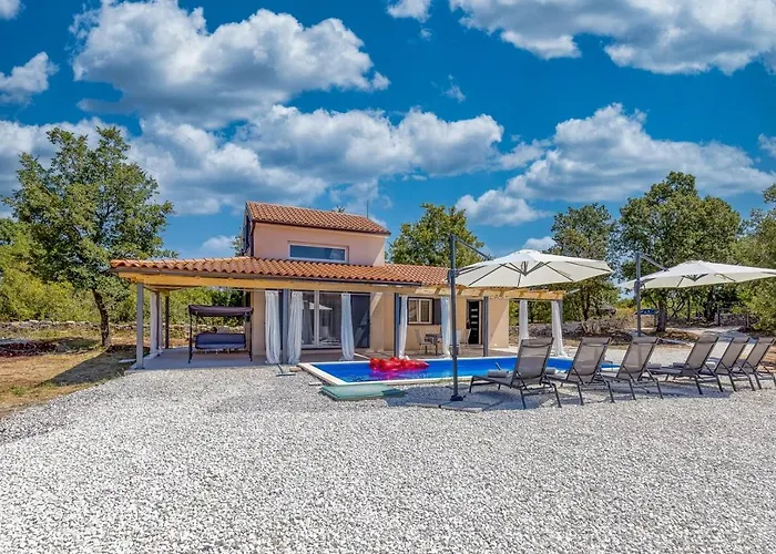 Σπίτι διακοπών House Krase With Private Pool