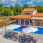 House Krase With Private Pool *