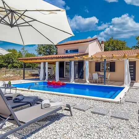 Ferienhaus House Krase With Private Pool Smoljanci