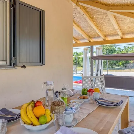 Ferienhaus House Krase With Private Pool *