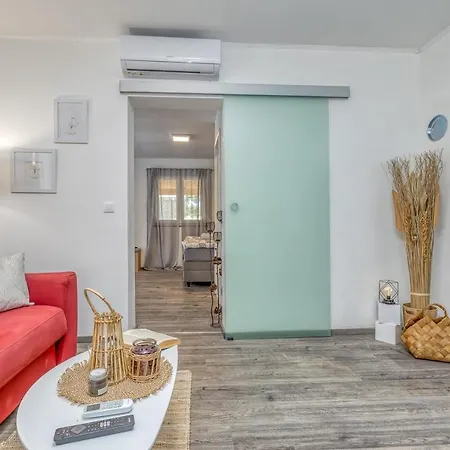 House Krase With Private Pool * Smoljanci